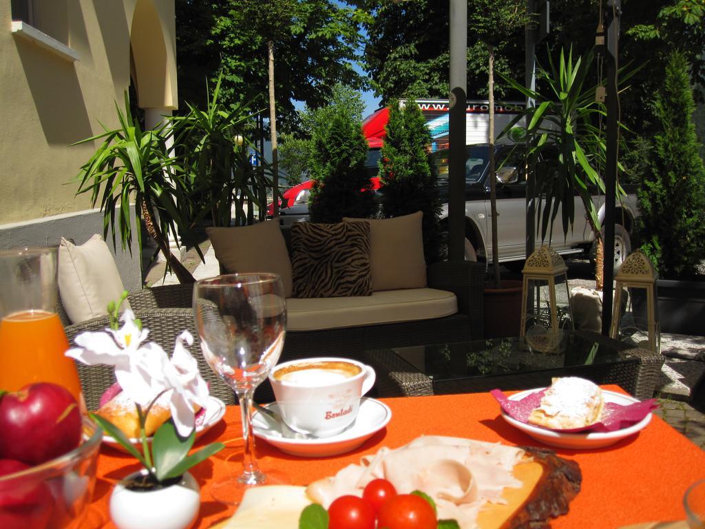 Hotel Aurora Vallarsa Ngoại thất bức ảnh
