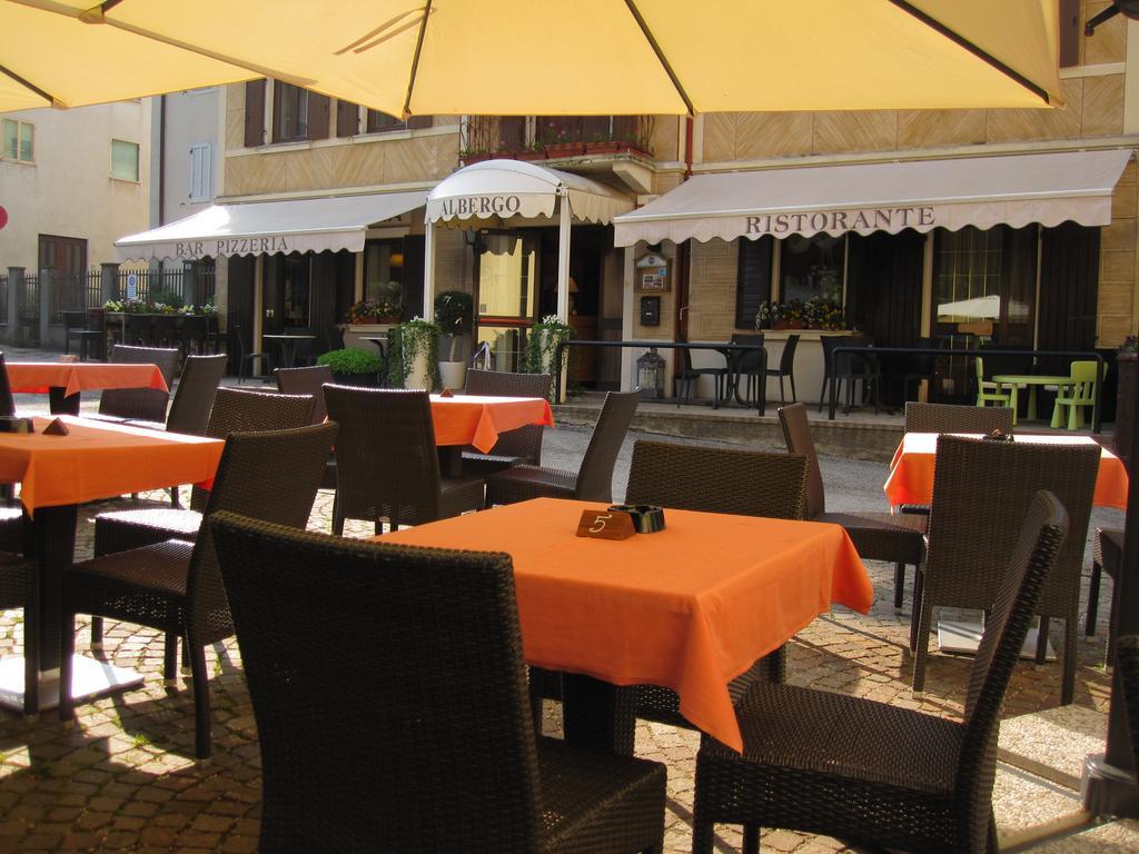 Hotel Aurora Vallarsa Ngoại thất bức ảnh