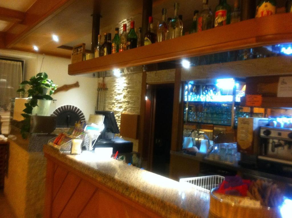 Hotel Aurora Vallarsa Ngoại thất bức ảnh